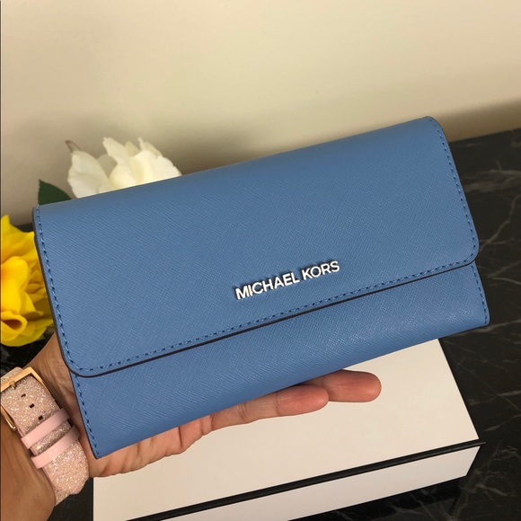 🌸Michael Kors trifold wallet French blue☘️ - Picture 4 of 7